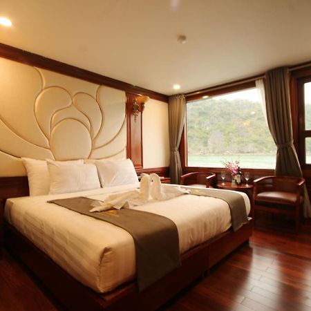Hotel Calypso Cruises Cat Hai Exterior foto