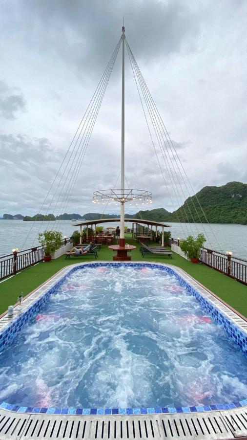 Hotel Calypso Cruises Cat Hai Exterior foto